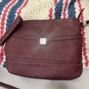 Stone Mountain Purse., Burgandy, tan inside. Great condition. Carried one time